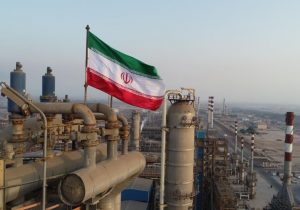 گام نخست سرمایه‌گذاری ۱۶۰ میلیارد دلاری با اجرای تفاهم‌نامه نفتی ایران و روسیه